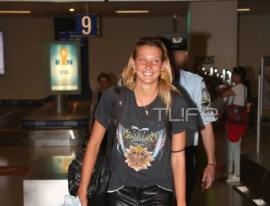 Survivor 2: Πίσω στην Ελλάδα η Ντάρια - Η έκπληξη που συνάντησε στο αεροδρόμιο! (φωτό)